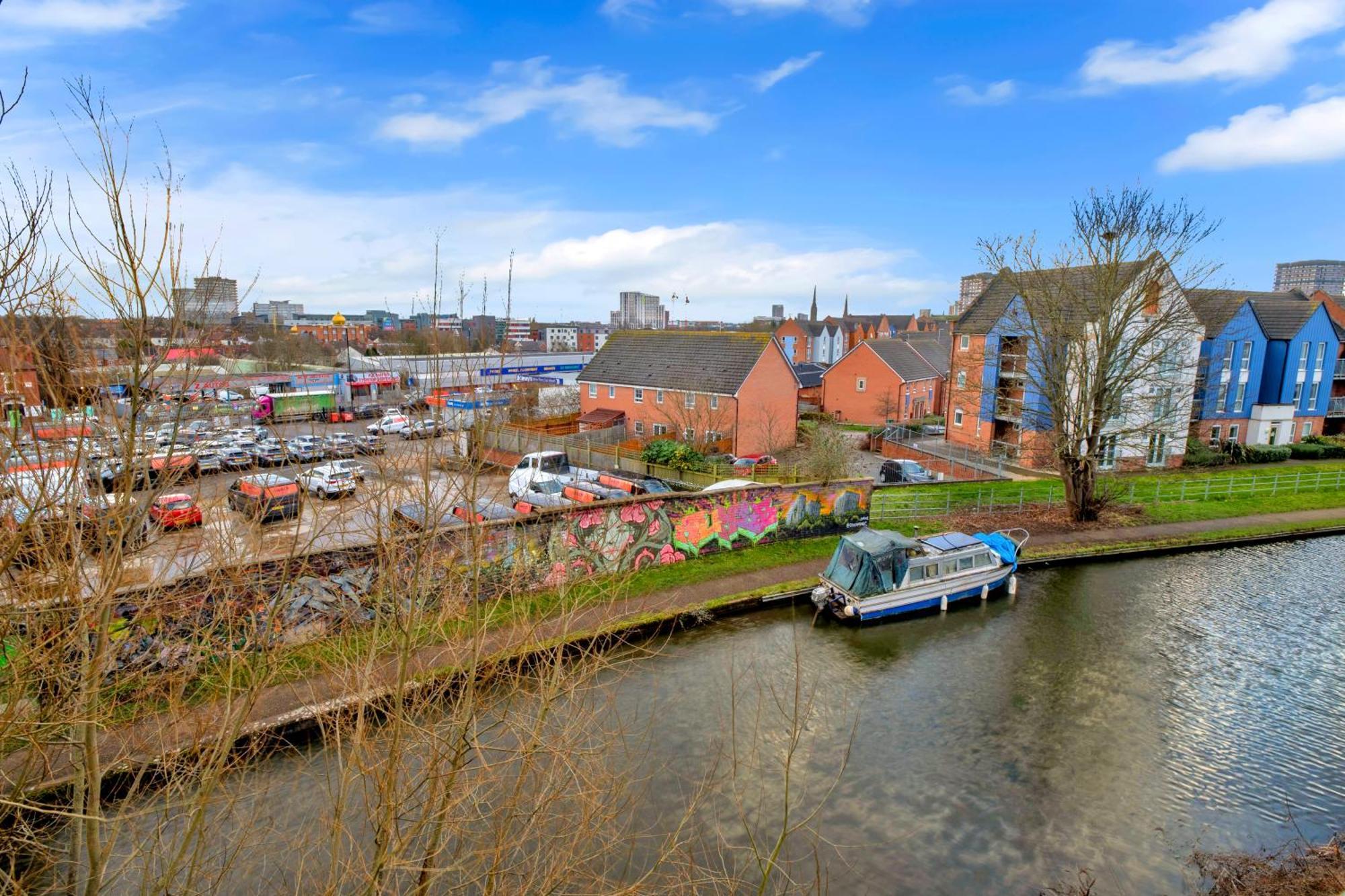 Luxury Waterfront Property With Free Parking Coventry Kültér fotó